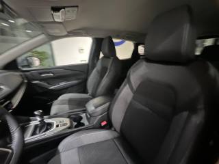 NISSAN Qashqai usata, con USB