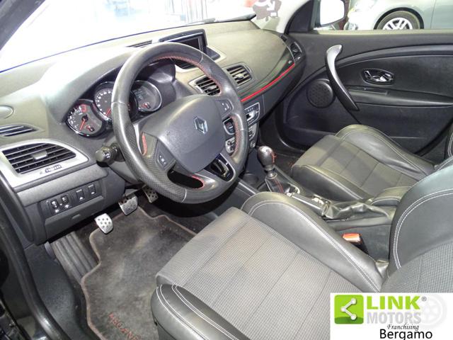 RENAULT Megane usata, con Park Distance Control