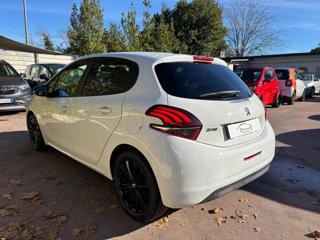 PEUGEOT 208 usata, con Airbag Passeggero