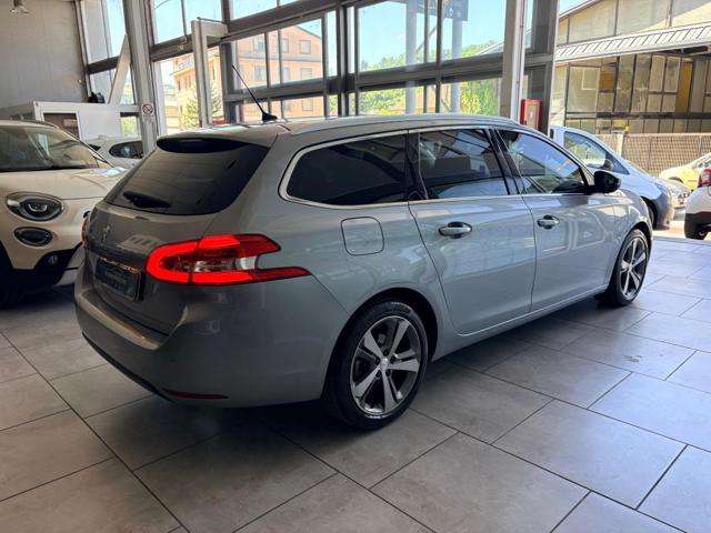 PEUGEOT 308 usata, con Alzacristalli elettrici
