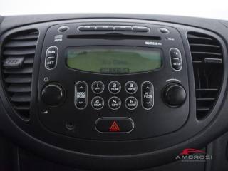 HYUNDAI i10 usata 14