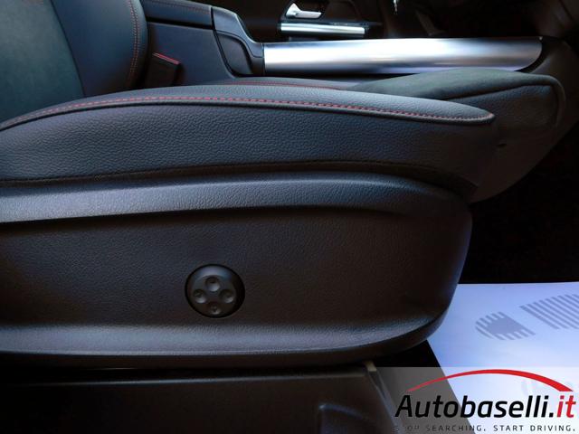 MERCEDES-BENZ GLA 180 usata, con Luce d