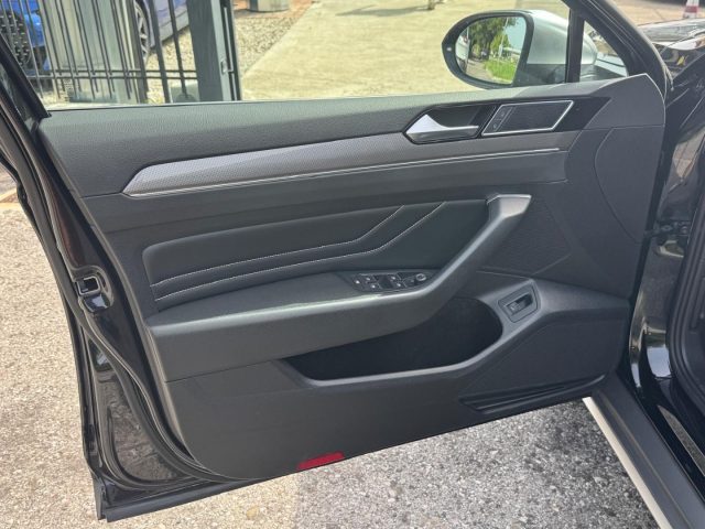 VOLKSWAGEN Passat Alltrack usata, con Sedile posteriore sdoppiato