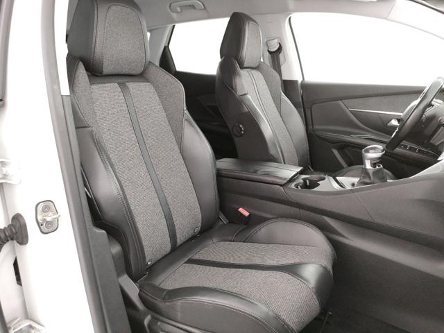 PEUGEOT 3008 usata, con Boardcomputer