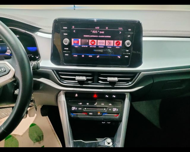 VOLKSWAGEN T-Roc usata, con Controllo automatico clima