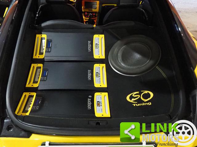 AUDI TT usata, con USB