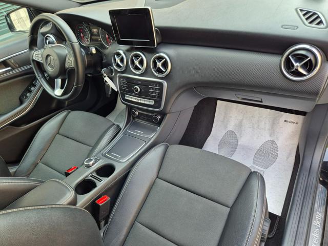 MERCEDES-BENZ A 180 usata, con Park Distance Control