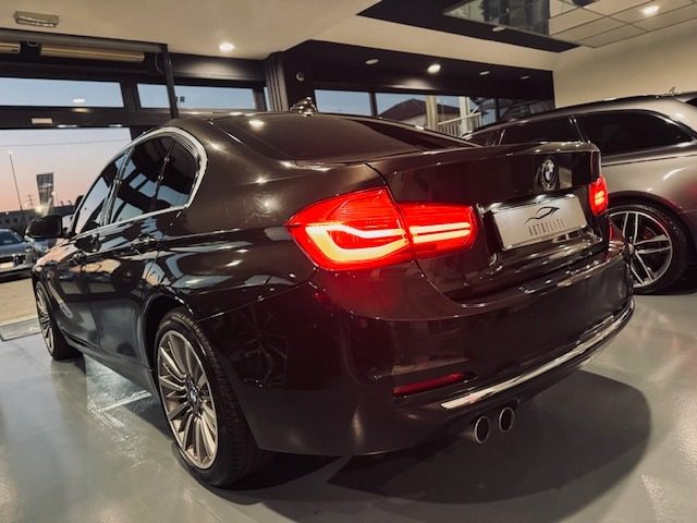 BMW 320 usata, con Cerchi in lega