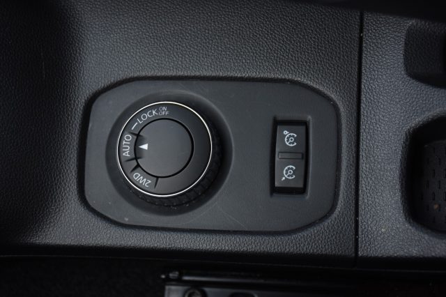 DACIA Duster usata, con Bluetooth