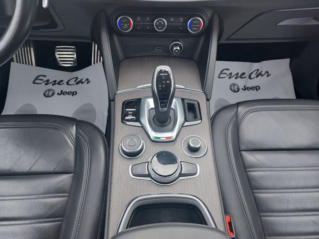 ALFA ROMEO Stelvio usata, con Controllo automatico clima