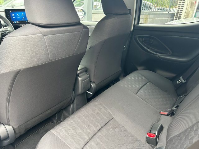TOYOTA Yaris usata, con Touch screen