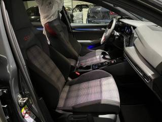 VOLKSWAGEN Golf usata, con Controllo automatico clima