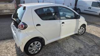 TOYOTA Aygo usata, con Alzacristalli elettrici