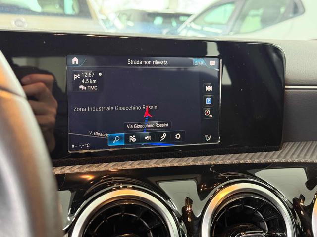 MERCEDES-BENZ A 180 usata, con Frenata d