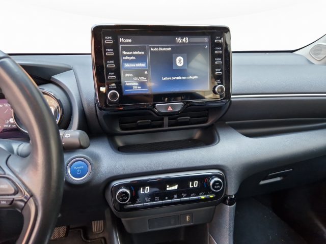 MAZDA 2 usata, con Climatizzatore