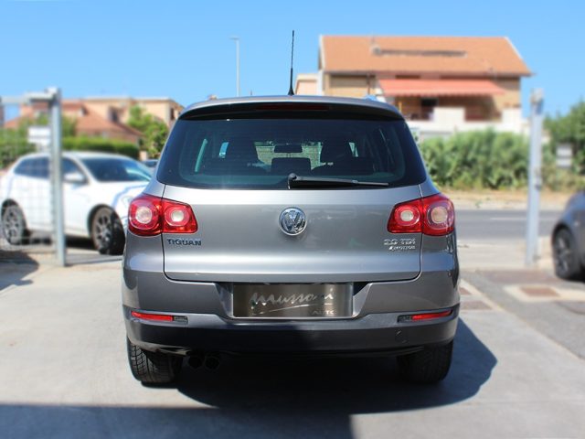 VOLKSWAGEN Tiguan usata, con Autoradio