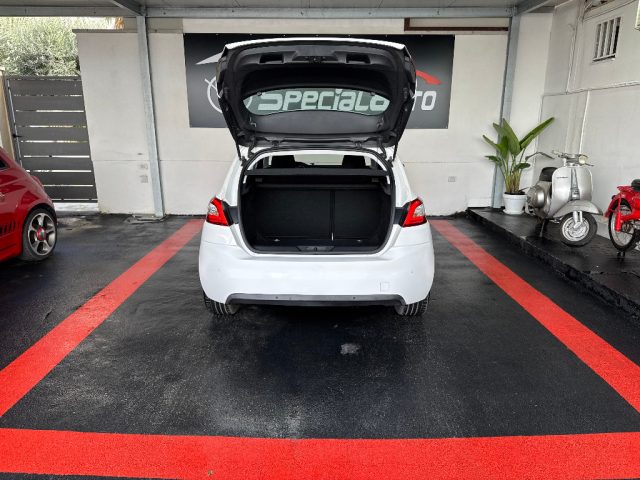 PEUGEOT 308 usata, con Servosterzo