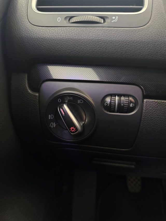 VOLKSWAGEN Golf usata 2