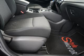 NISSAN X-Trail usata, con Hill holder