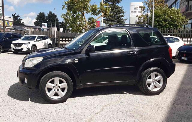 TOYOTA RAV 4 MY23 usata, con Specchietti laterali elettrici