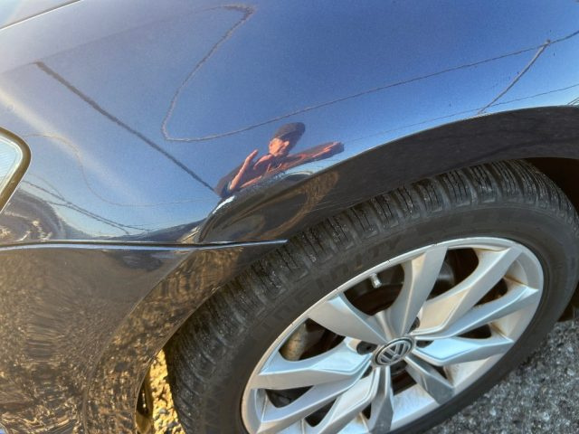 VOLKSWAGEN Golf usata, con USB