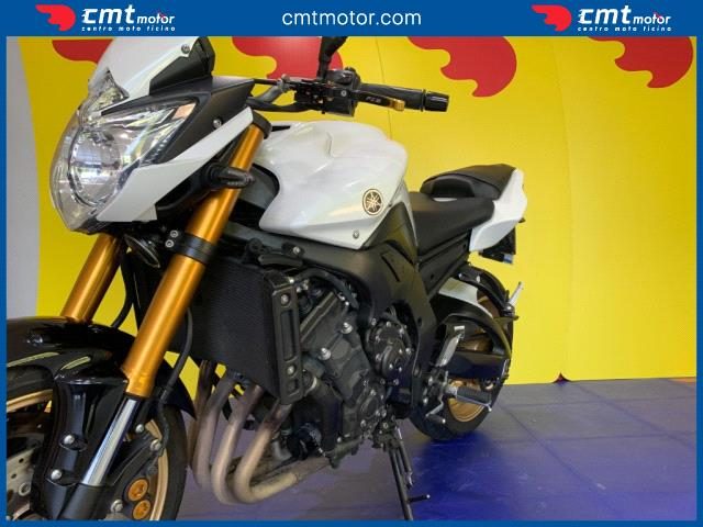 YAMAHA FZ8 usata 7