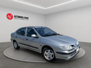 RENAULT Megane usata, con Airbag