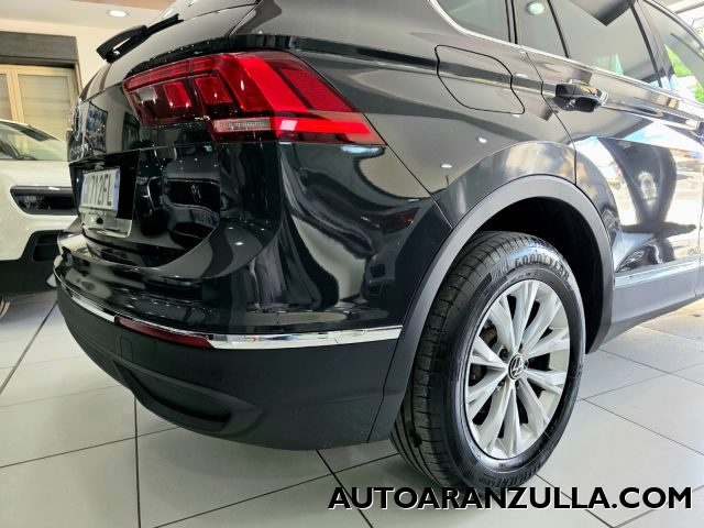 VOLKSWAGEN Tiguan usata, con Volante multifunzione
