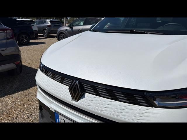 RENAULT Symbioz usata, con Sensori di parcheggio posteriori