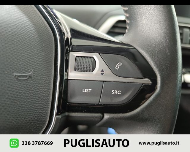 PEUGEOT 3008 usata, con Sedile posteriore sdoppiato
