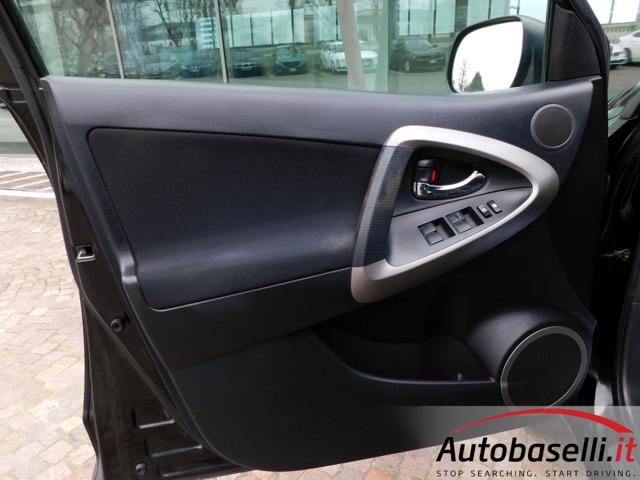 TOYOTA RAV 4 usata 35