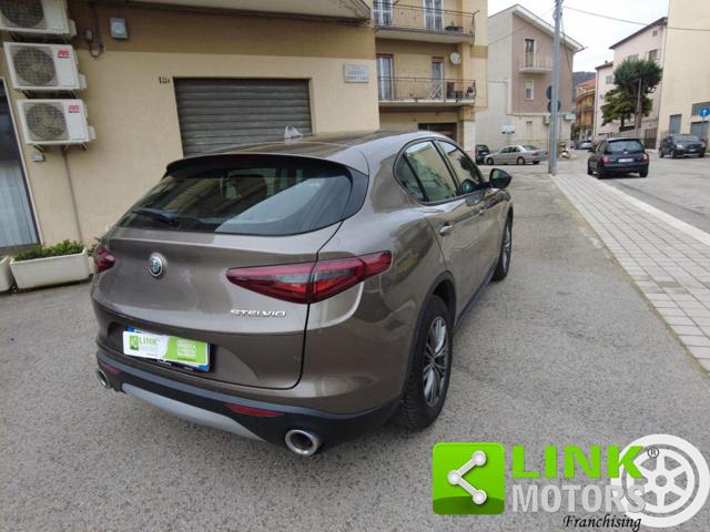 ALFA ROMEO Stelvio usata, con Controllo trazione