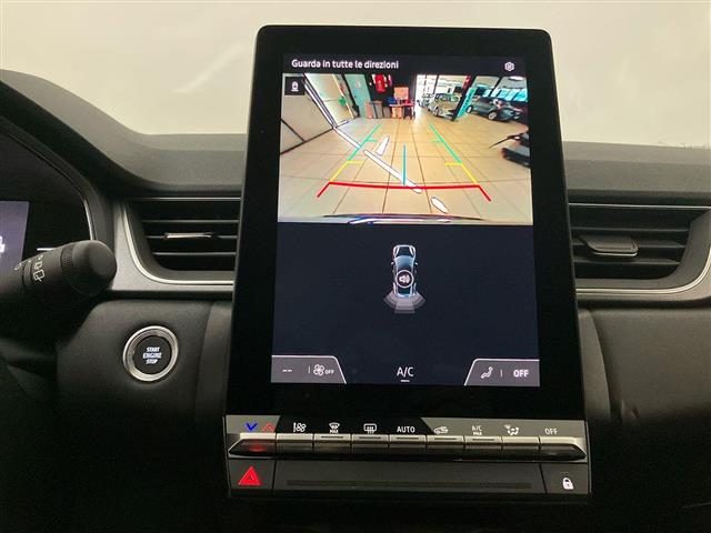 RENAULT Captur usata, con Bracciolo