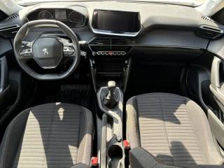 PEUGEOT 2008 usata, con Boardcomputer