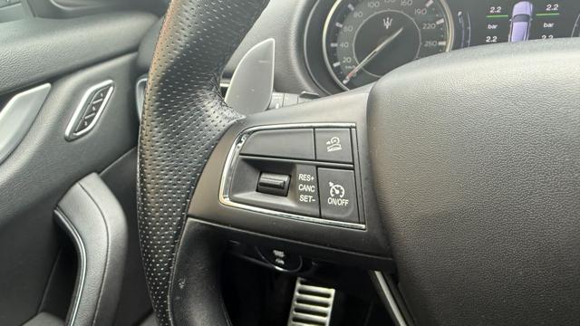 MASERATI Levante usata, con Autoradio