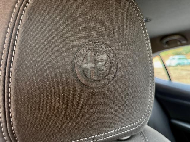 ALFA ROMEO Stelvio usata, con Sedile posteriore sdoppiato