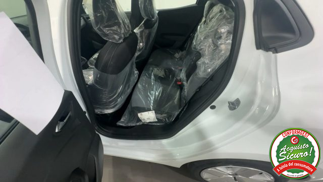 RENAULT Clio usata, con Autoradio digitale