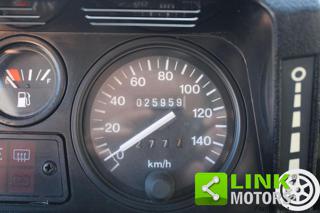 LAND ROVER Defender usata 8