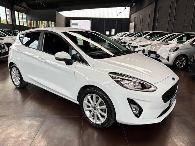 FORD Fiesta usata, con ABS