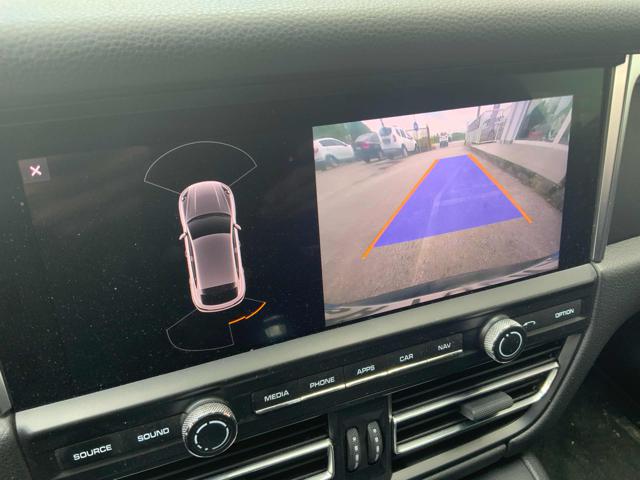 PORSCHE Macan usata, con Airbag testa
