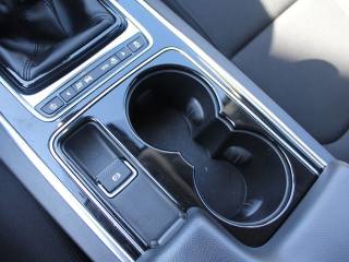 JAGUAR XE usata, con Bluetooth