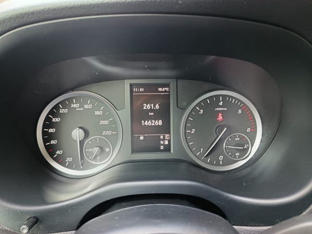 MERCEDES-BENZ Vito usata, con Cruise Control