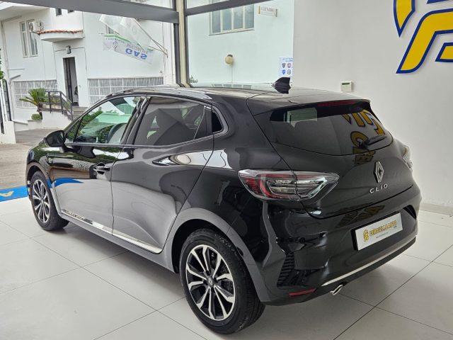 RENAULT Clio usata, con Boardcomputer