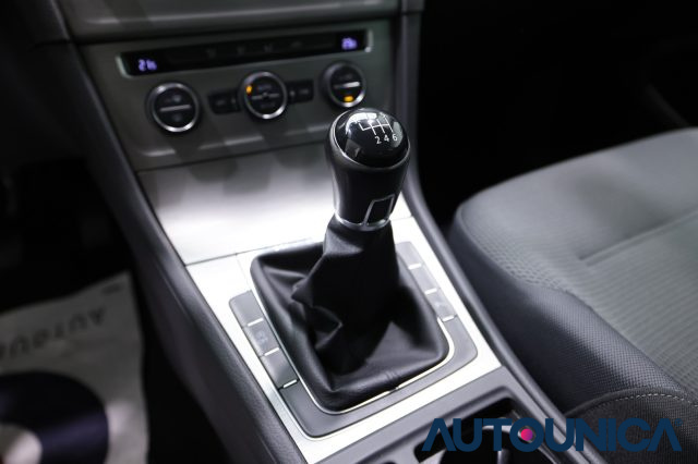 VOLKSWAGEN Golf usata, con Bluetooth