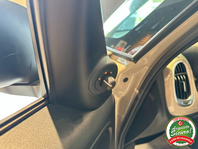 FIAT 500L usata, con Touch screen