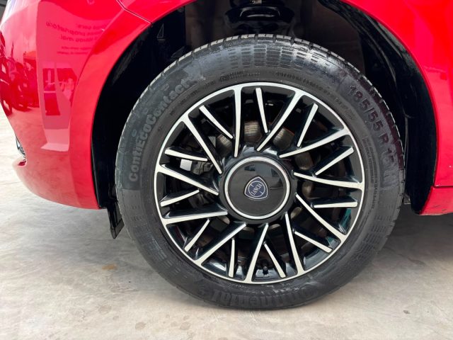 LANCIA Ypsilon usata, con Fendinebbia