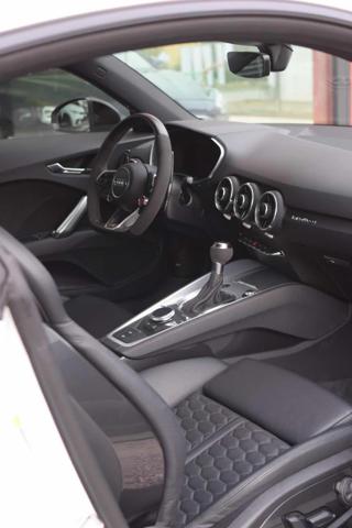 AUDI TT RS usata, con Sedile posteriore sdoppiato