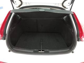 VOLVO V40 Cross Country usata, con Gancio traino