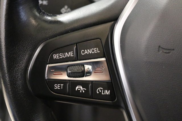 BMW 330 usata, con Portellone posteriore elettrico