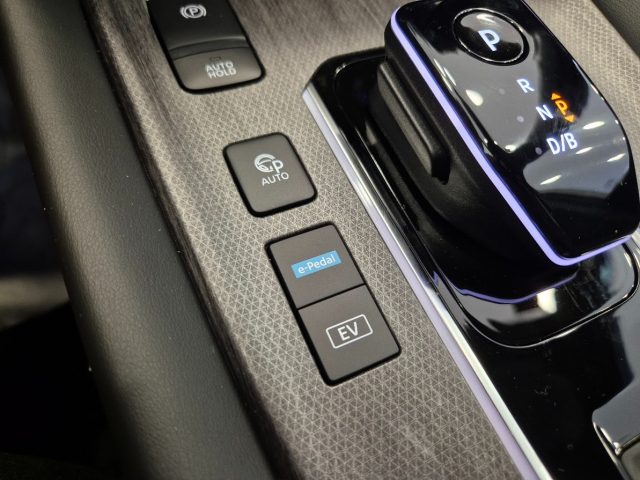 NISSAN Qashqai usata, con Autoradio digitale